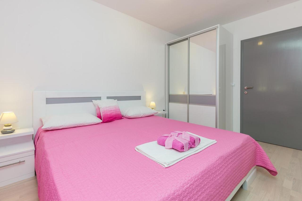 Apartments Villa Enzian Млини Екстериор снимка