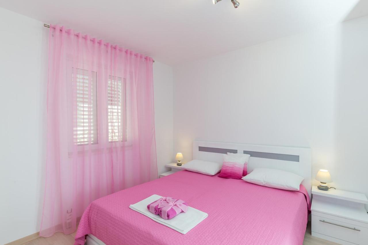 Apartments Villa Enzian Млини Екстериор снимка