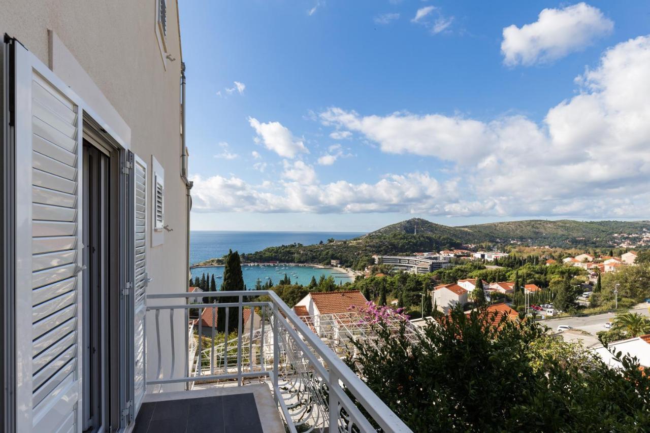 Apartments Villa Enzian Млини Стая снимка